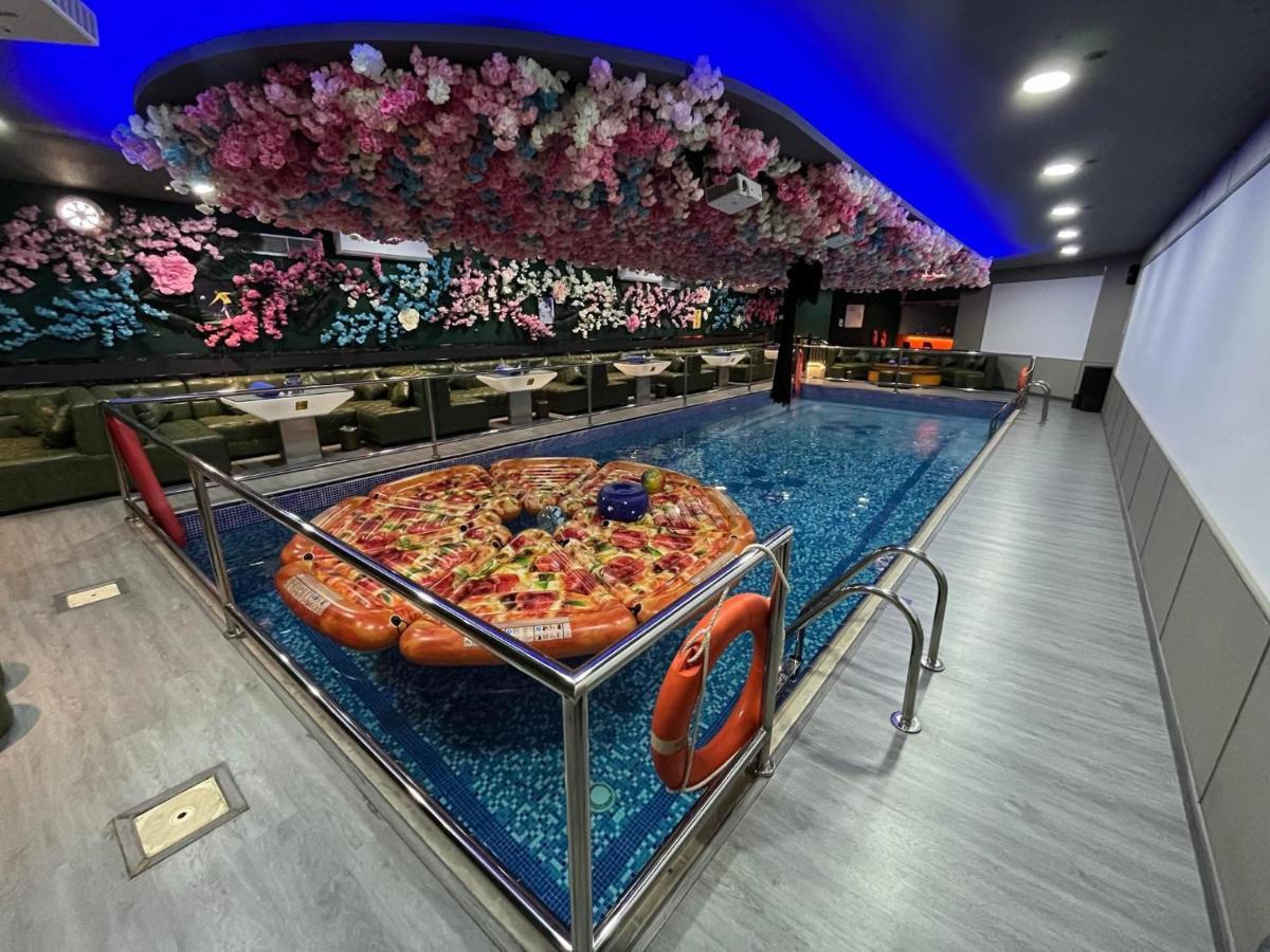 Peony Hotel Дубай Экстерьер фото